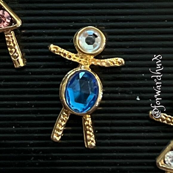 Details brand Set of Three People Pins NWT - Picture 8 of 10